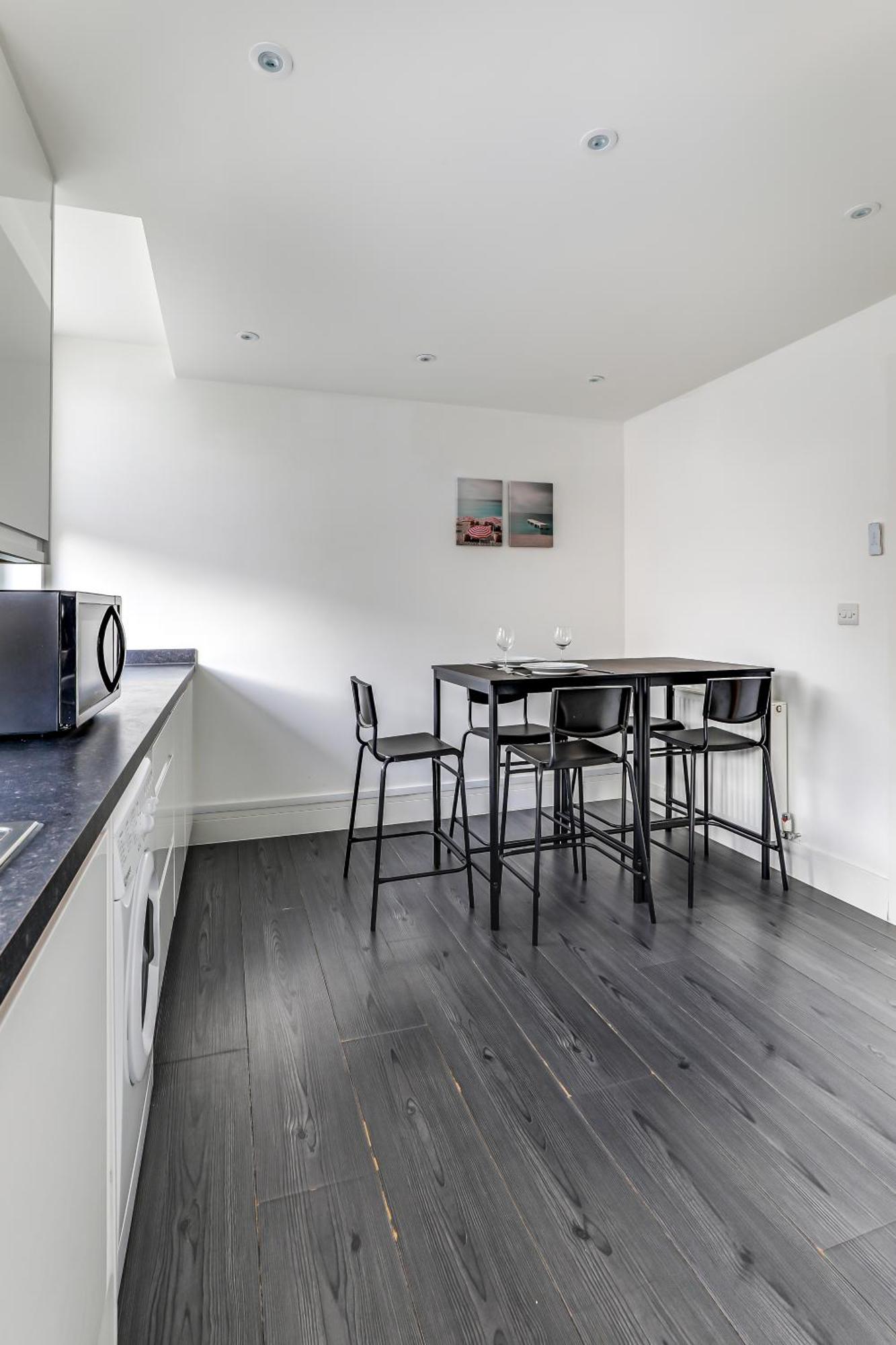 Exceptionally Spacious Central Canterbury Home Eksteriør billede