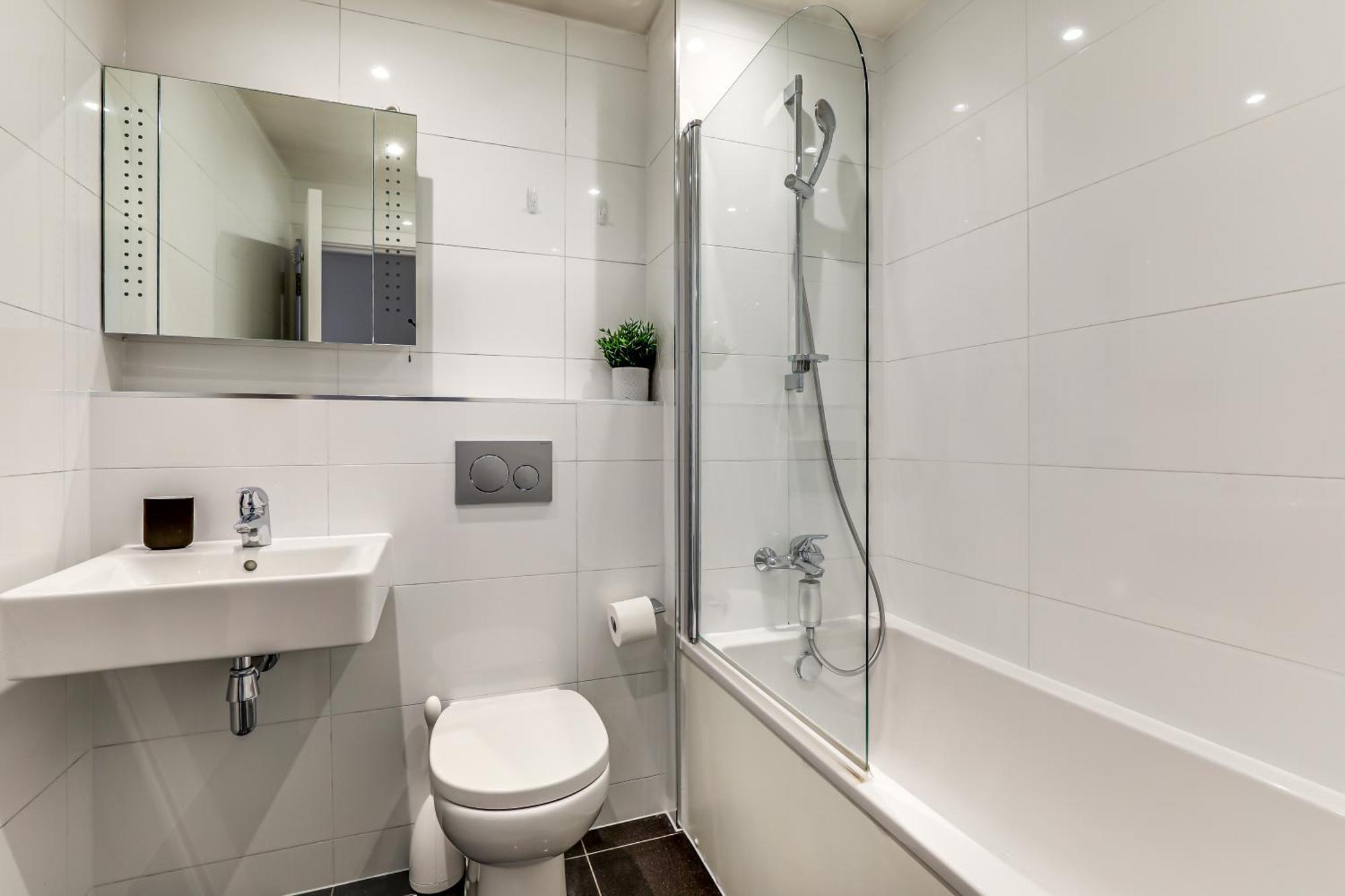 Exceptionally Spacious Central Canterbury Home Eksteriør billede